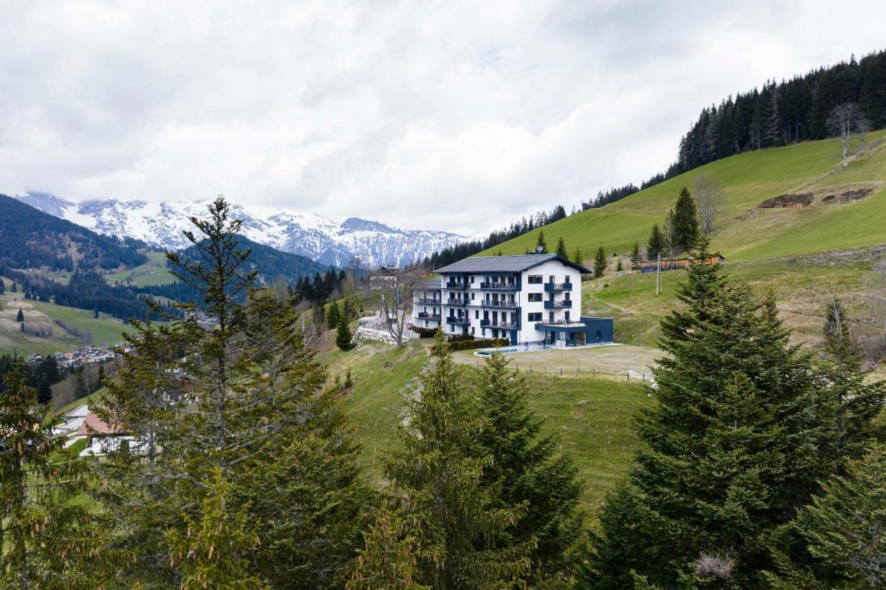 Hideaway Dachstein West By Alps Resorts ザンクト・マルティン・アム・テンネンゲビルゲ エクステリア 写真
