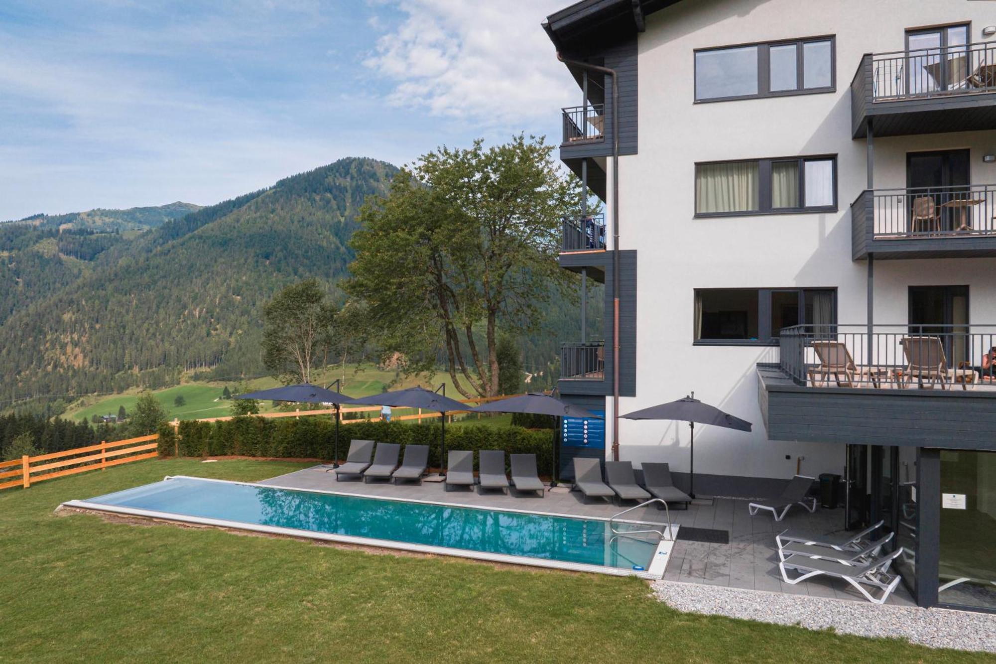 Hideaway Dachstein West By Alps Resorts ザンクト・マルティン・アム・テンネンゲビルゲ エクステリア 写真